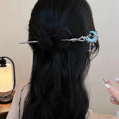 Myth Of The Moon: Hair Pin Tassle